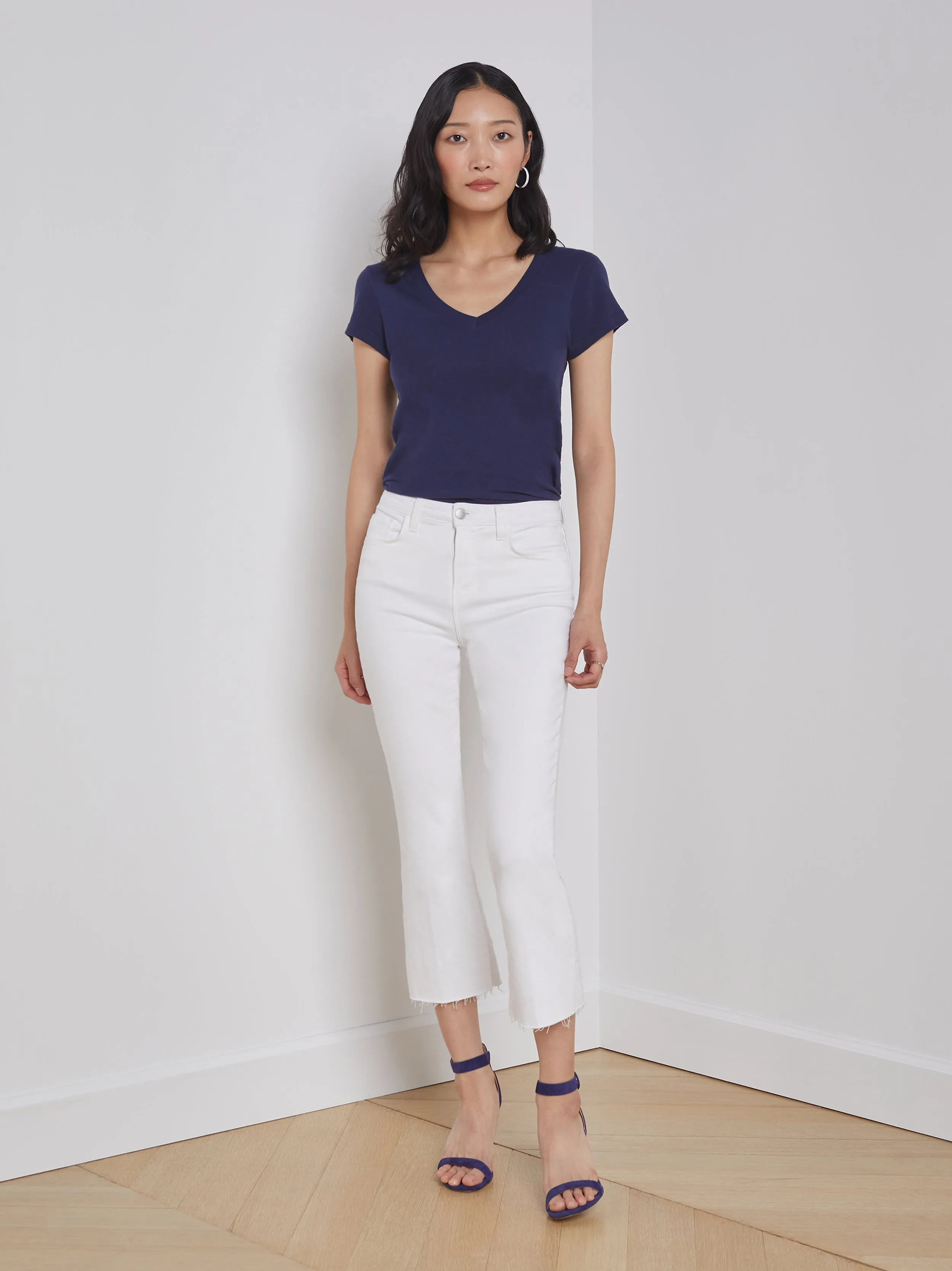 Becca Baumwoll-V-Ausschnitt T-Shirt