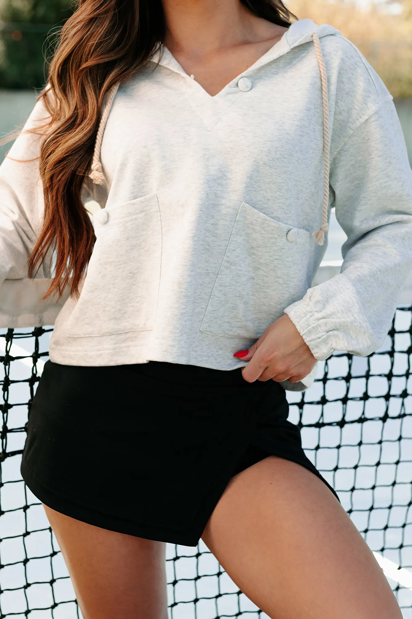 Cape Cod Niedliches Kapuzenpullover-Top mit Knopfverschlusstasche (Heather Grau)