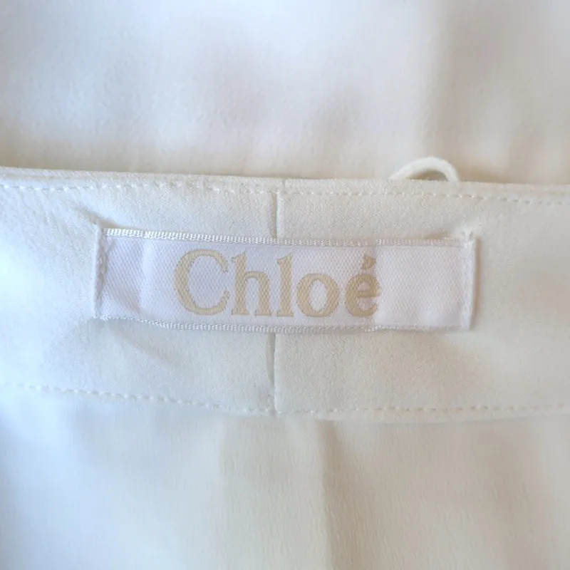 Chloe V-Ausschnitt Bluse Milch Crepe Größe 40 Kurzarm Top