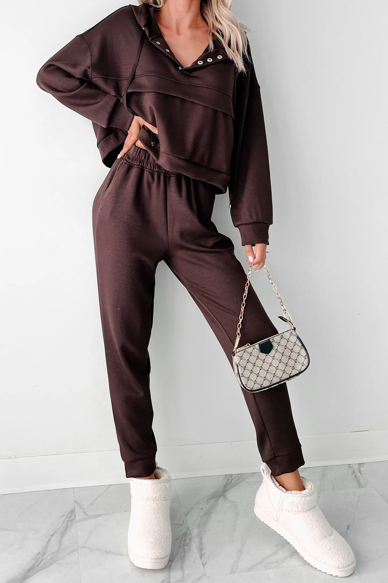 Cool As A Cucumber Kapuzenpullover & Jogginghosen-Set (Schokolade)