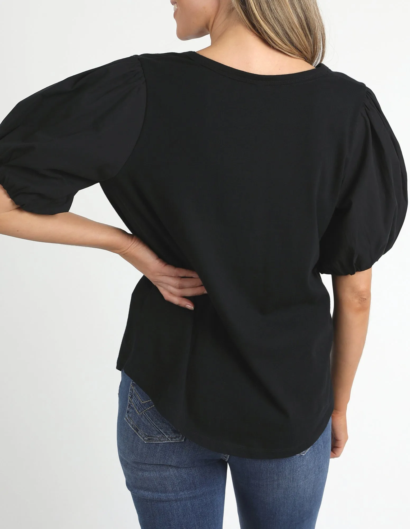Elm Joy S/S T-Shirt Schwarz