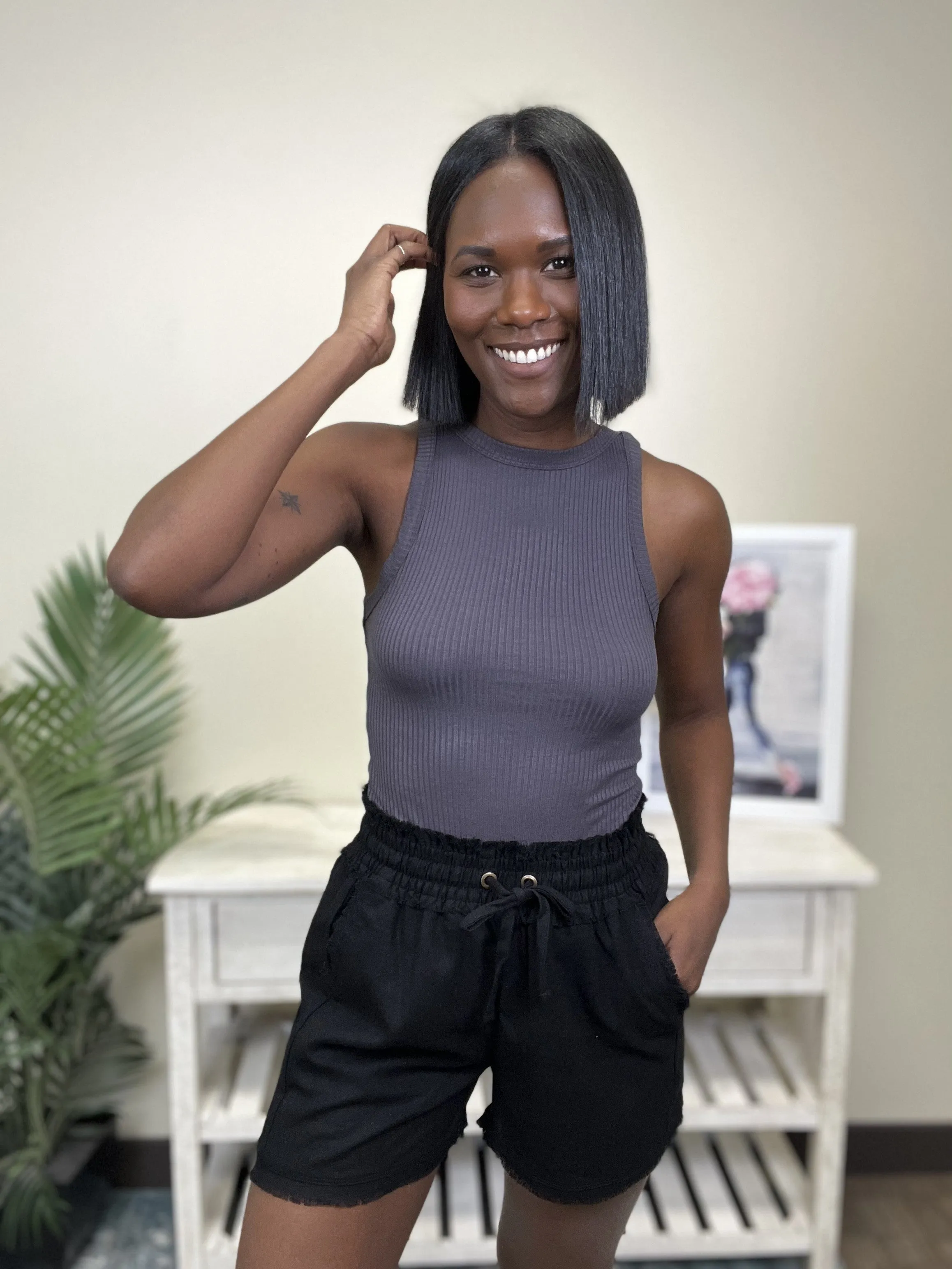 Fierce Lady Damen Freizeit Shorts mit Ausreißern