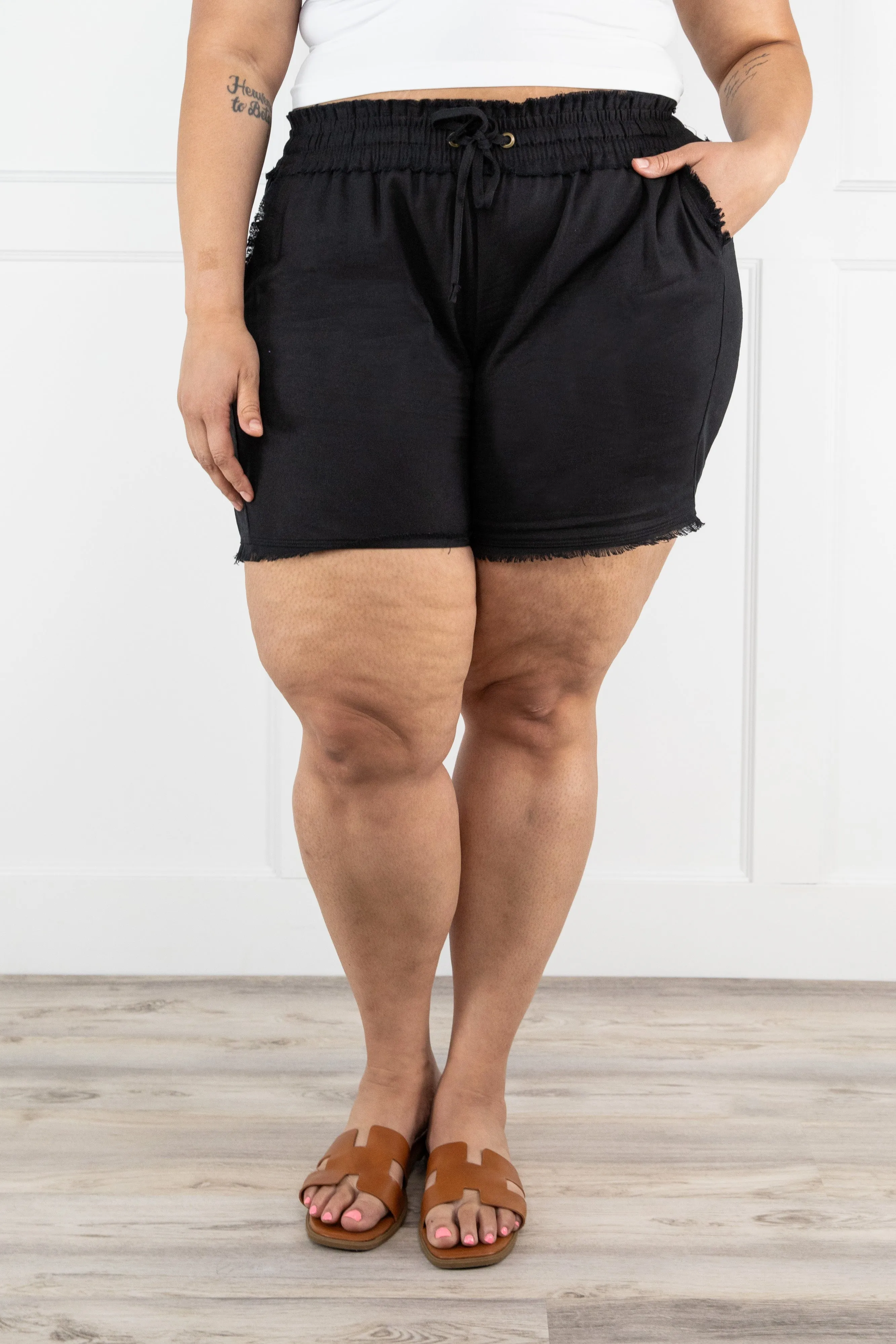 Fierce Lady Damen Freizeit Shorts mit Ausreißern