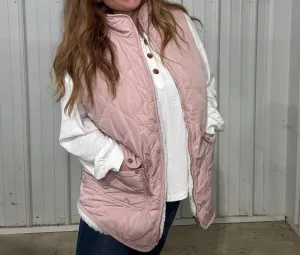Gefütterte Steppweste mit Fleece-Innenfutter in Rosa