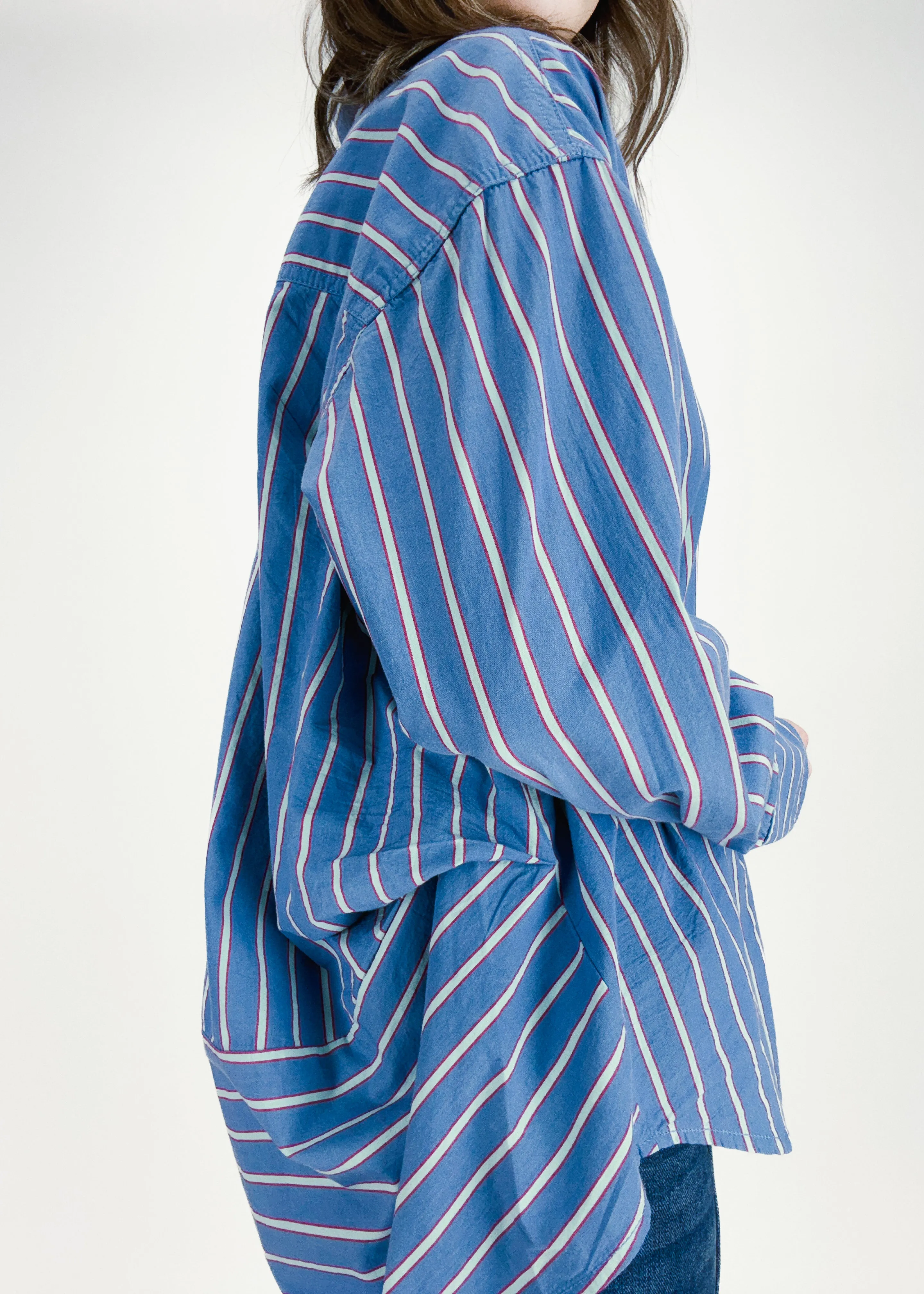Free People Gestreiftes Varsity-Stil-Shirt