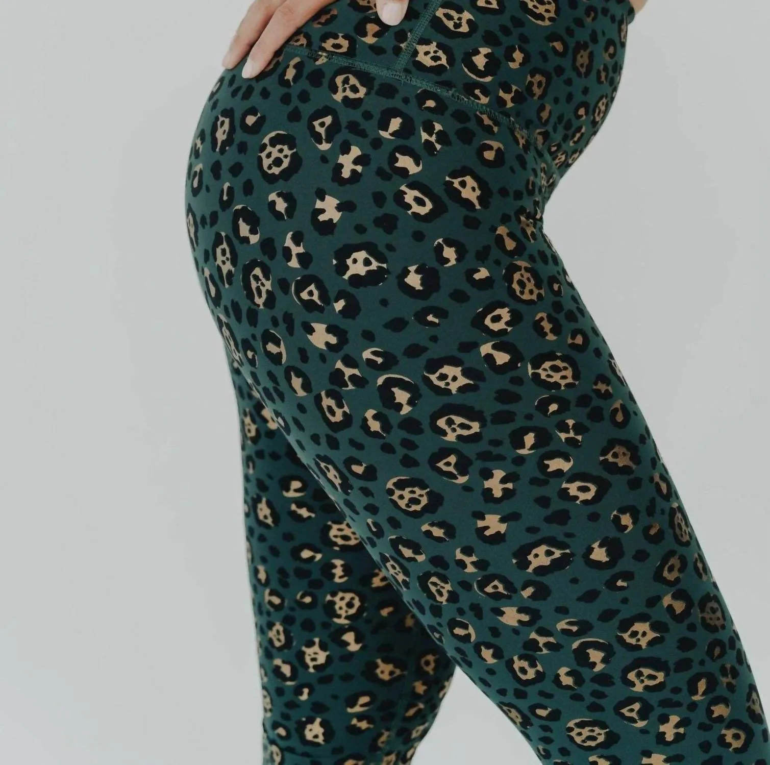 Jaguar-Leggings in Fichte