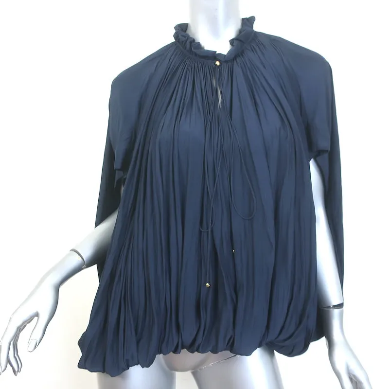 Lanvin Bluse mit Krawattenverschluss und Rüschen in Marineblau, Matt-Satin, Größe 38
