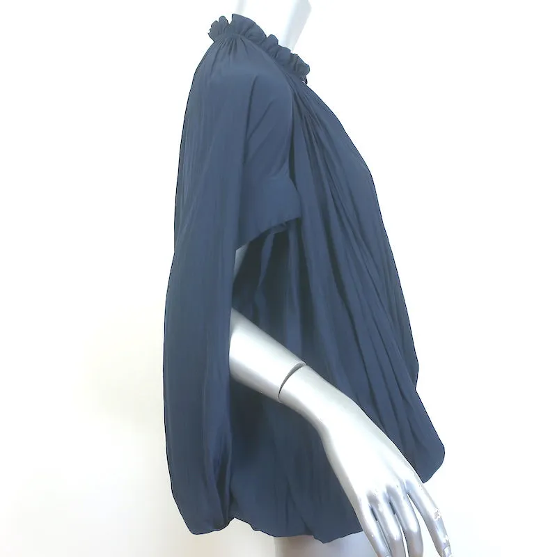 Lanvin Bluse mit Krawattenverschluss und Rüschen in Marineblau, Matt-Satin, Größe 38