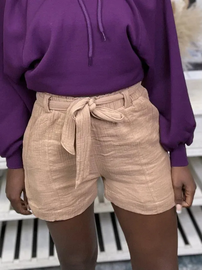 Let's Live It Up Damen Shorts mit abnehmbarem Gürtel