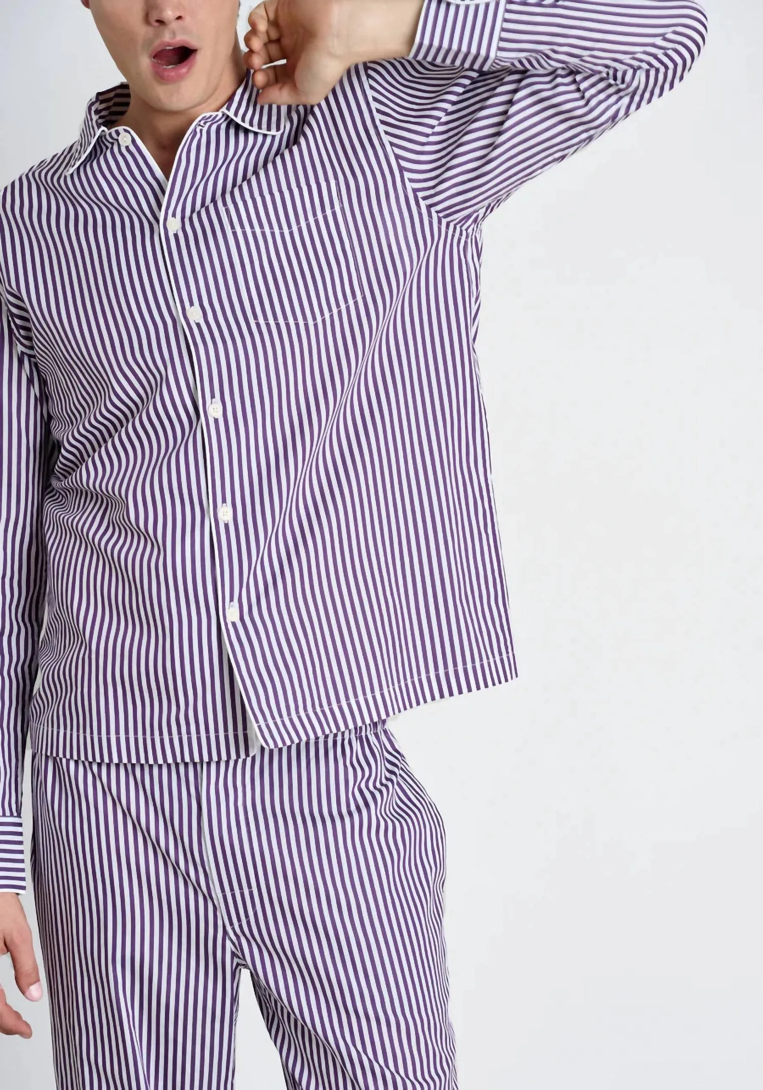 Herren-Henry-Pyjama-Set in Satin mit lila Streifen