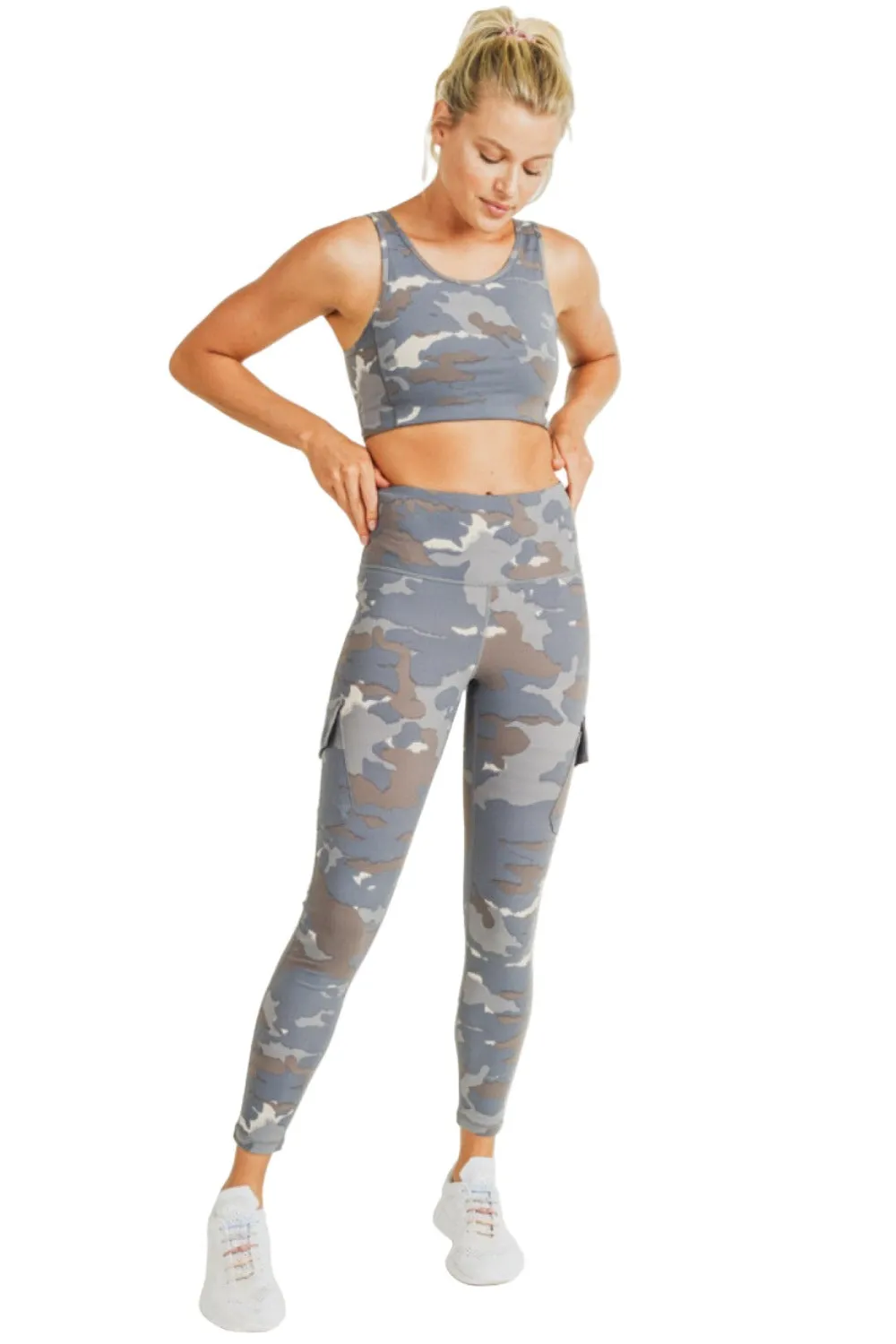 Mono B Blau Tundra Camo Ausschnitt-Rücken Sport-BH AT3004