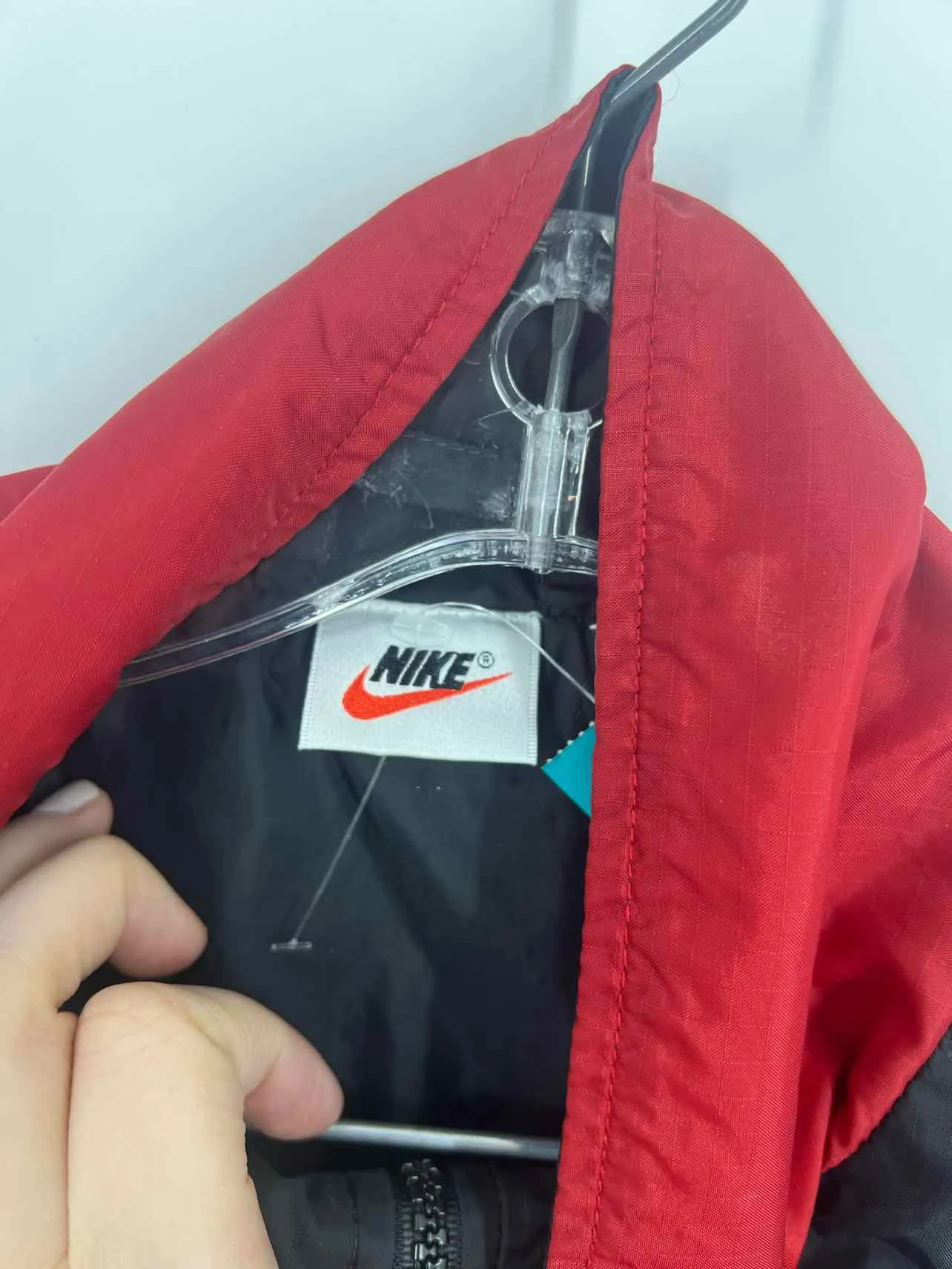 Nike Größe M Rot/Schwarz Vintage Activewear Jogginganzug mit Paneele