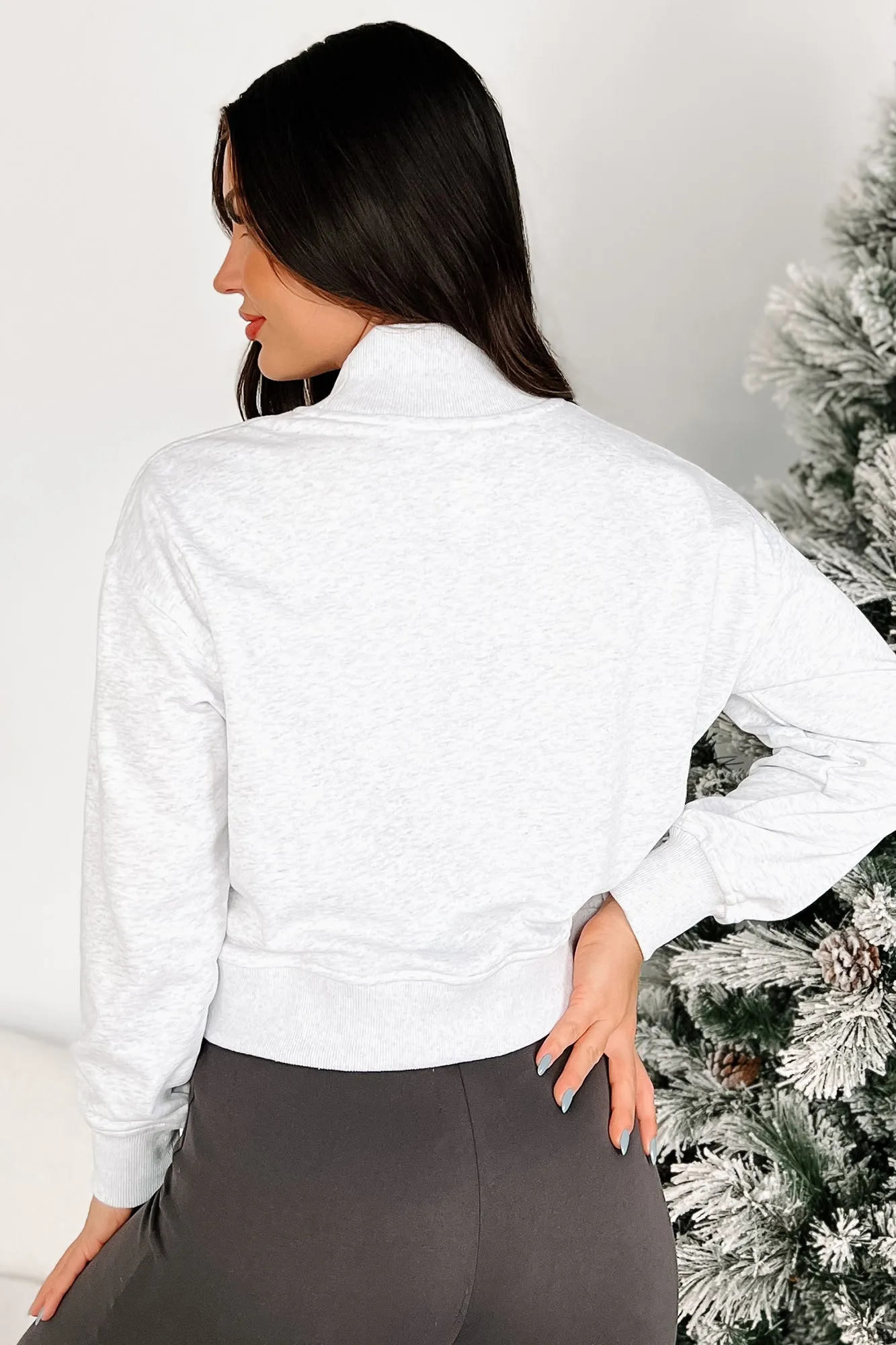 Santa's Seal bestickter Stehkragen-Pullover (Hell meliertes Grau)