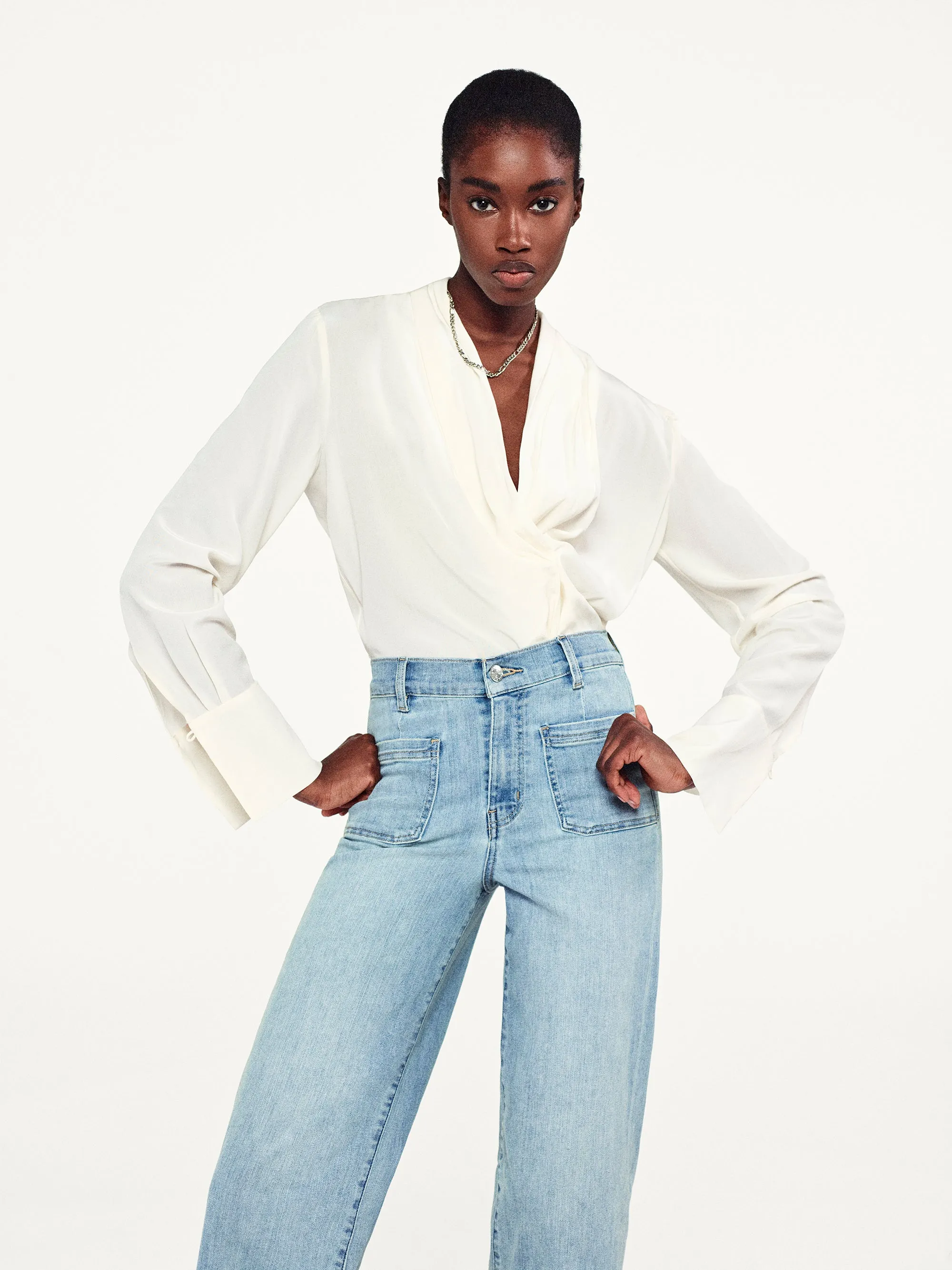 Shawl-Collar-Bluse -- Creme