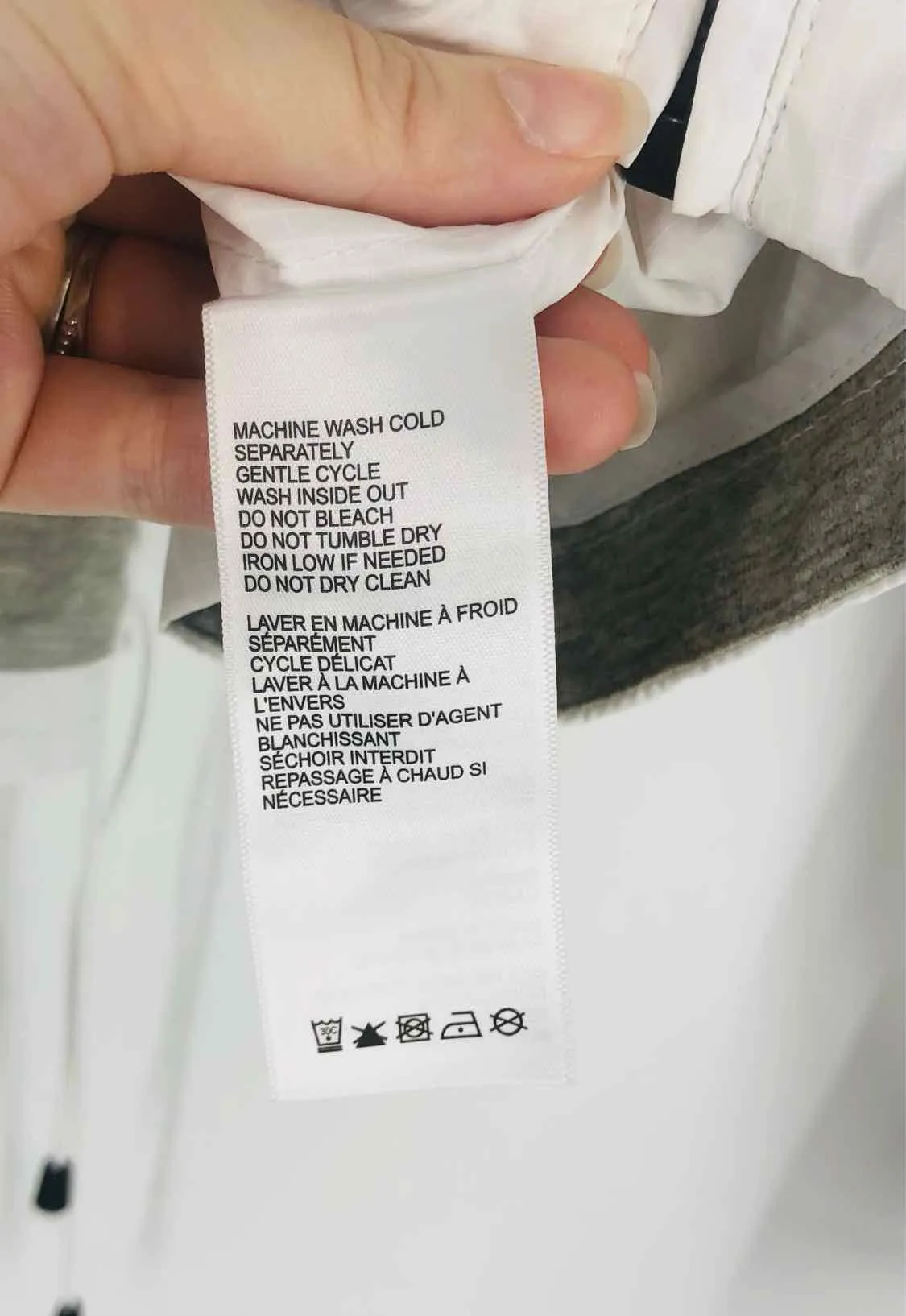 Designer-Jacke mit Farbkombination Weiß/Schwarz/Grau in Größe M