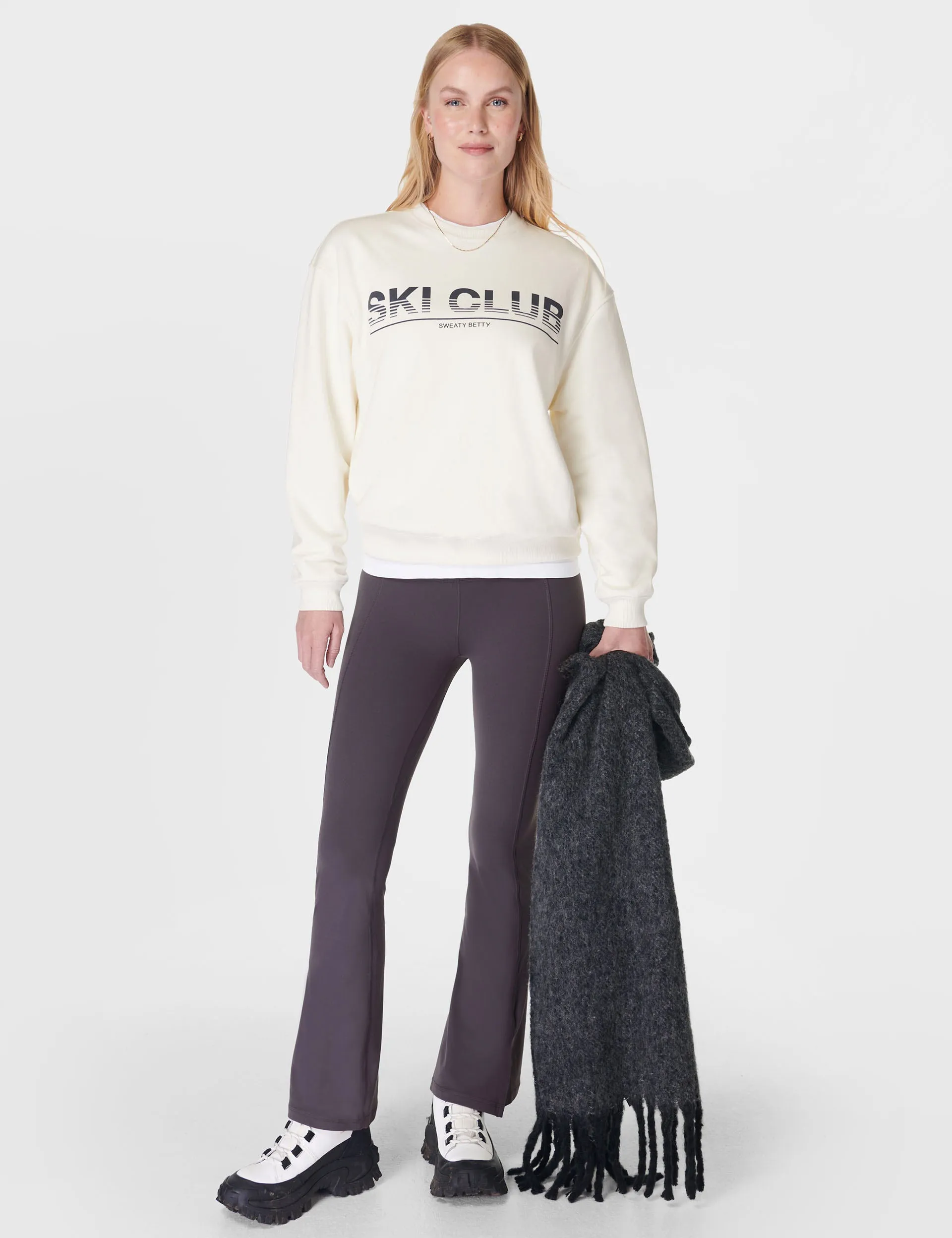 Ski Club Sweatshirt - Studio Weiß