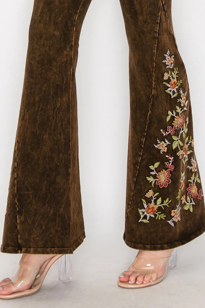 T-Party Mineralgewaschener Rostblumen-Stickerei Yoga-Hose CJ75316