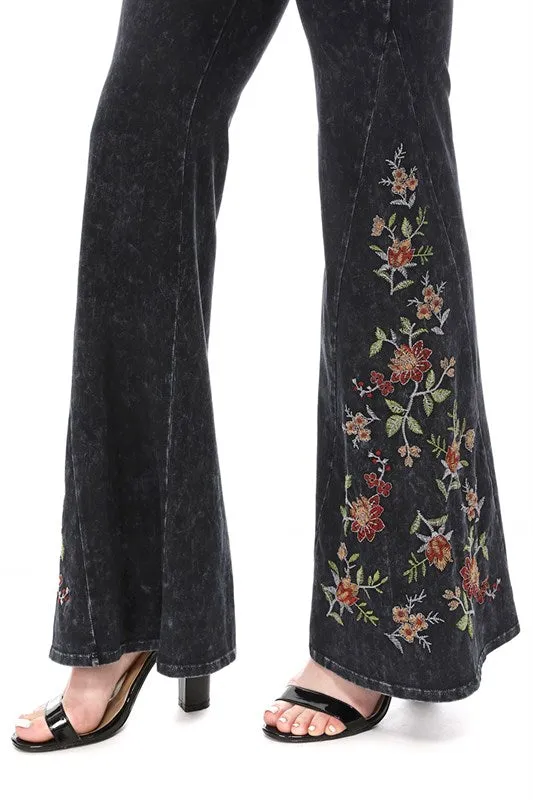 T-Party Mineralgewaschener Rostblumen-Stickerei Yoga-Hose CJ75316