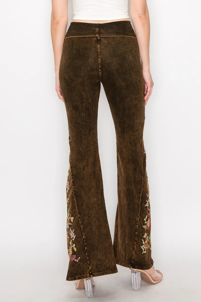 T-Party Mineralgewaschener Rostblumen-Stickerei Yoga-Hose CJ75316