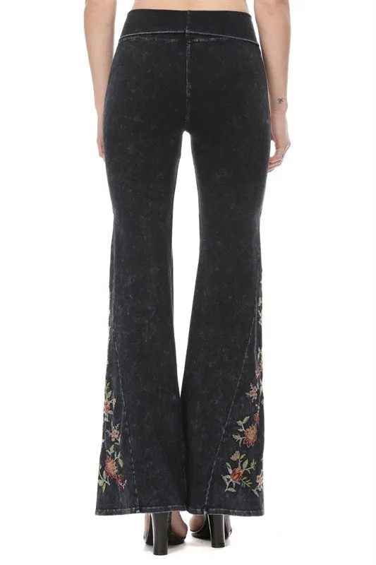 T-Party Mineralgewaschener Rostblumen-Stickerei Yoga-Hose CJ75316
