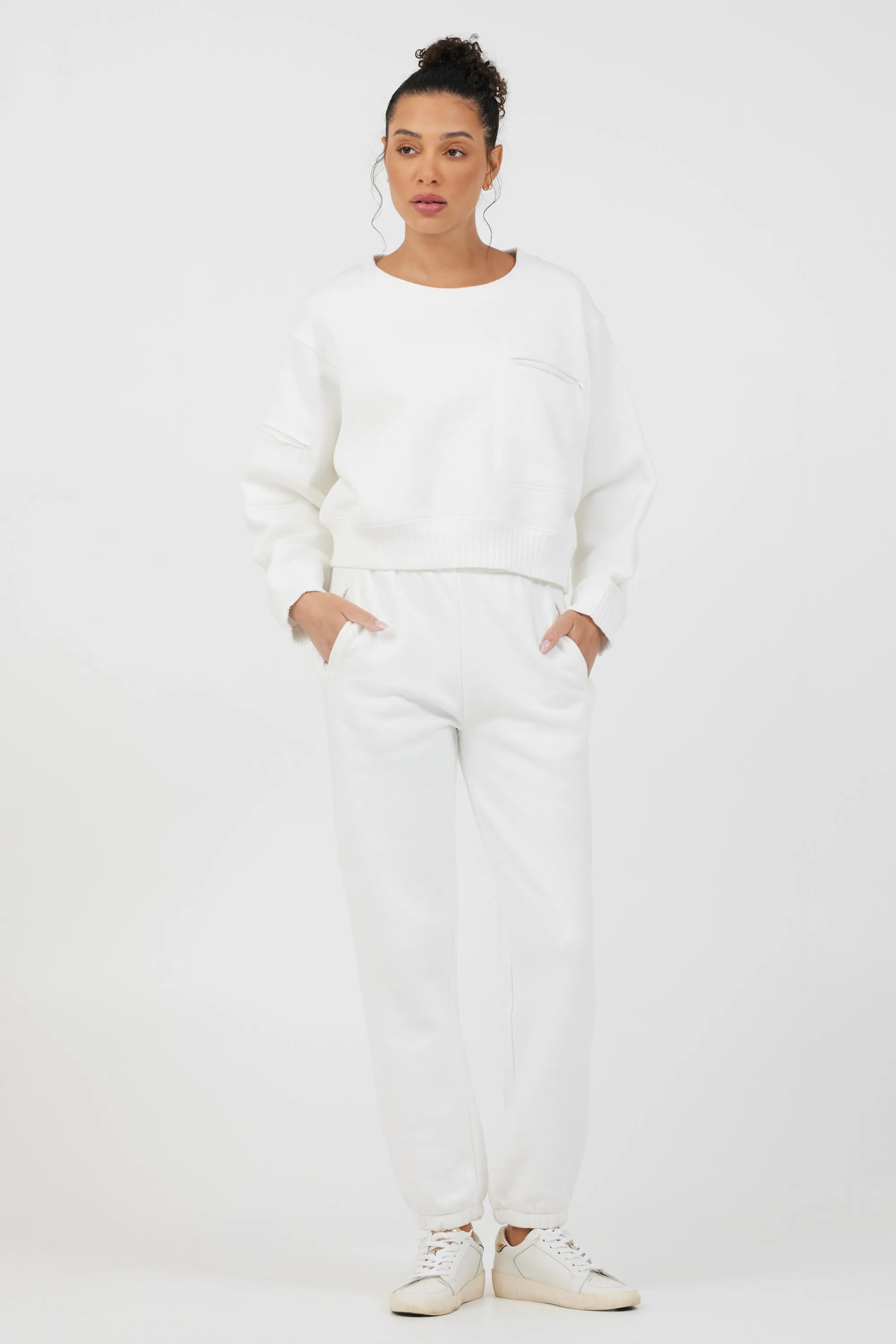Weißes Essential Fleece Crewneck