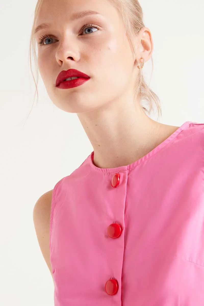 Yvette Statement Knopf Boxy Top